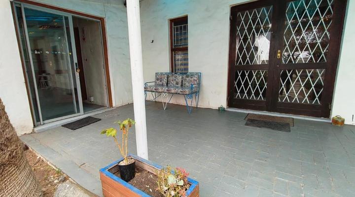 Artist Nest Guest House