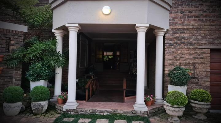 Feathers Guest House