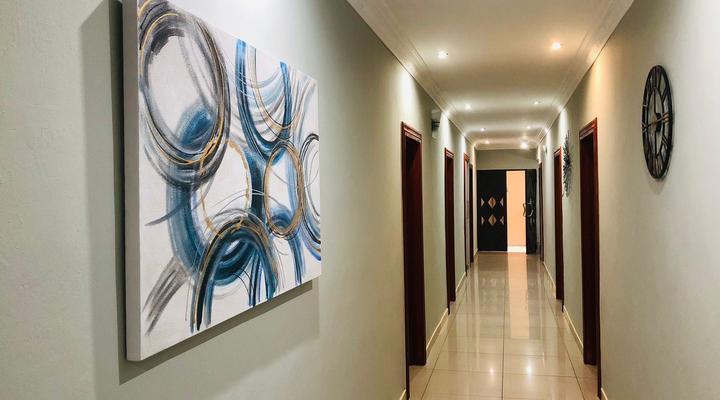 Lá Bronze Guest Lodge