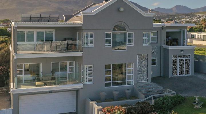 Absolute Ocean Boutique Guesthouse