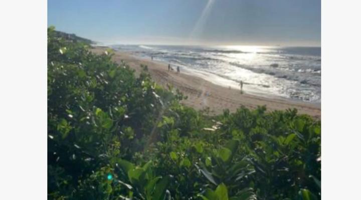 Umdloti - Stunning Beachscape