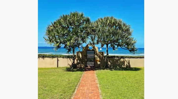 Umdloti - Stunning Beachscape