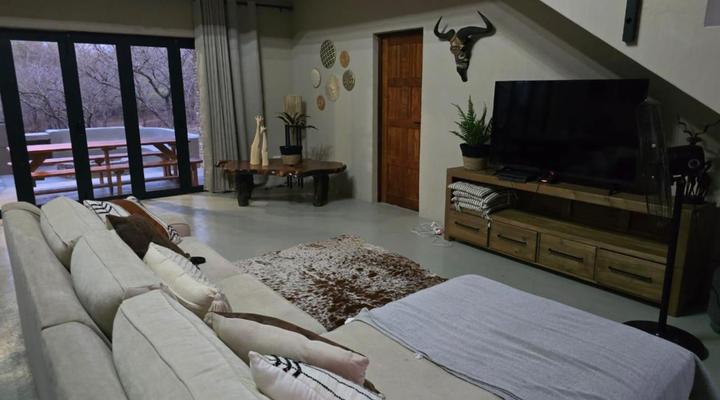 Inkolongwane Bush Lodge