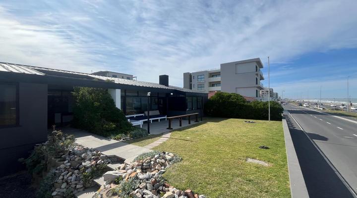 High Five Kite House