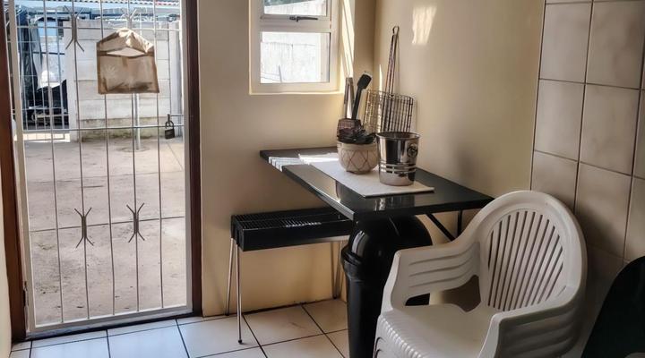 54 on 7th Newton Park