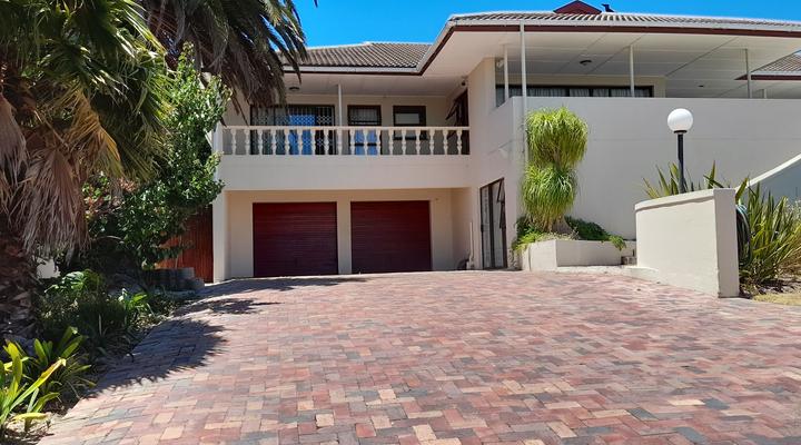 Barlinka lane Flatlet/self-catering