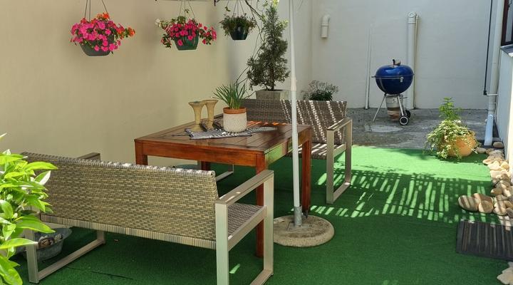 Barlinka lane Flatlet/self-catering