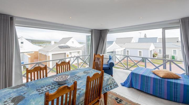 Schaapenzicht 8 Langebaan (9 Sleeper)