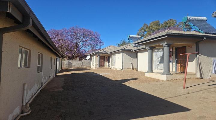 Naledi Lodge and Guesthouse