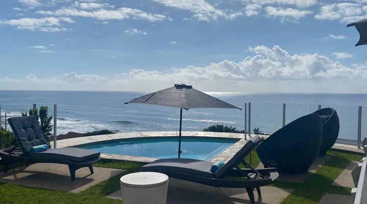 C'est La Vie Beach House