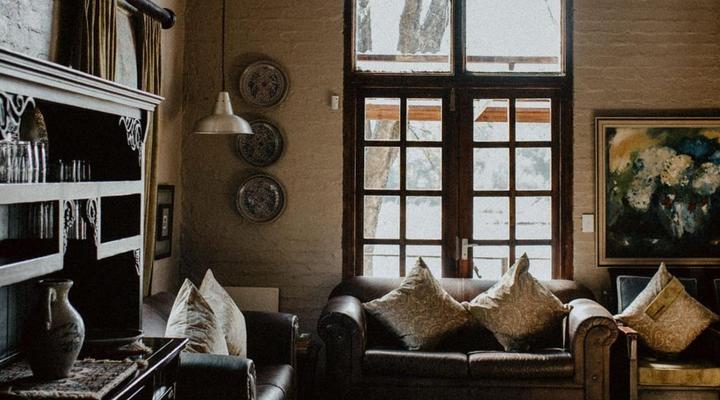 African Leaves Trout Lodge