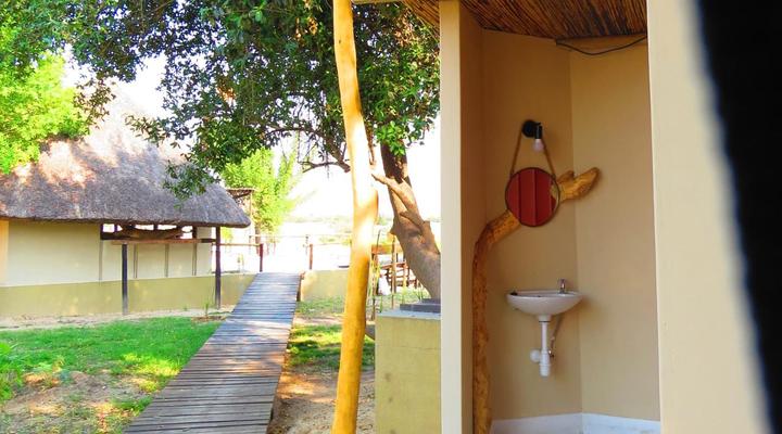 Zambezi King Fisher Lodge