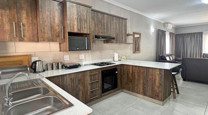 Vaendzi Lodge (self-catering)