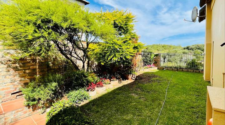 The Riverside Lodge 9