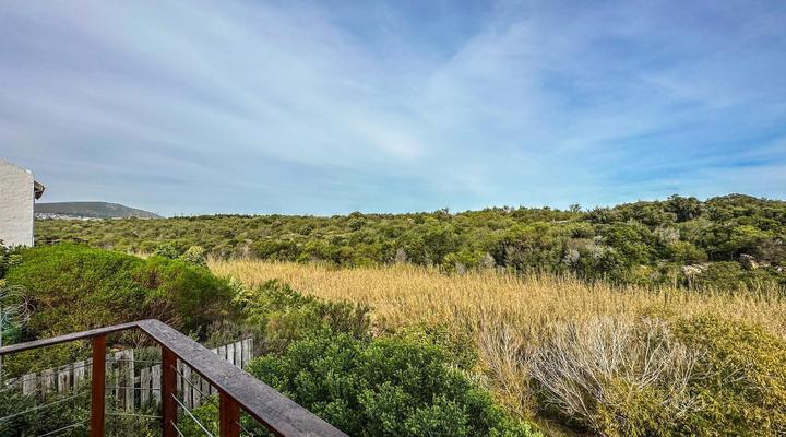 The Riverside Lodge 9