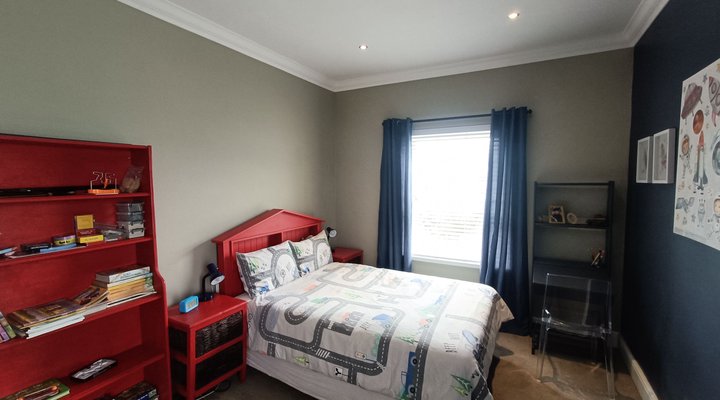 Family Friendly 4 bedroom house in Onrus