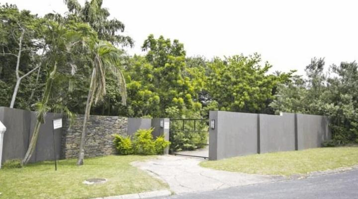 Royal Pelican Bed & Breakfast