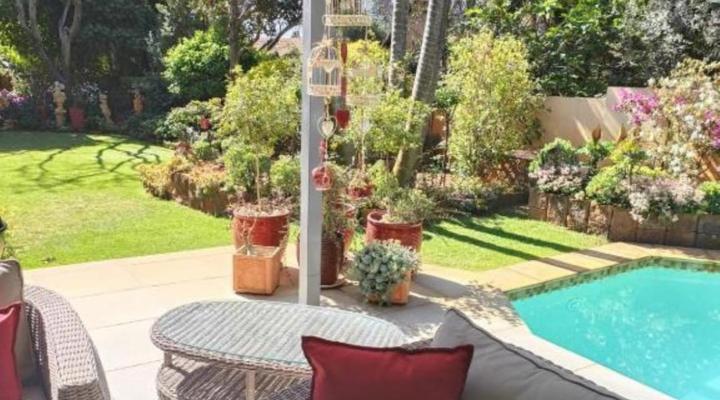 King Bolt Retreat Guest House