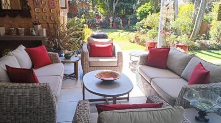 King Bolt Retreat Guest House