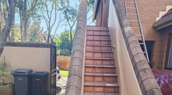 King Bolt Retreat Guest House