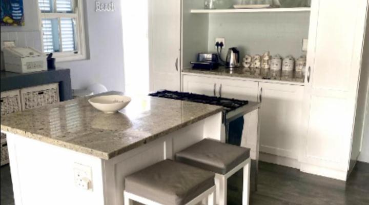 Beach House on 5th Hermanus