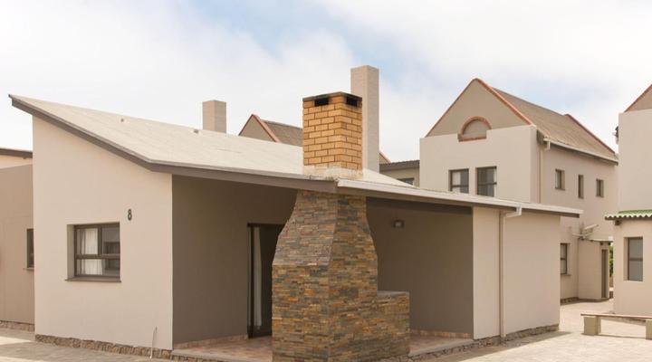 Lagoon Chalets and Caravan Park