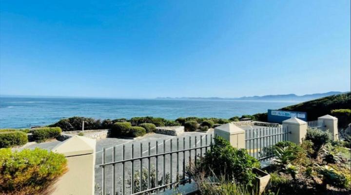 The View at Whale Cove De Kelders