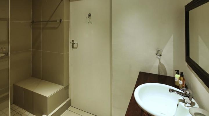 Klopdisselboom, Langebaan, 10-sleeper