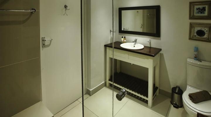 Klopdisselboom, Langebaan, 10-sleeper