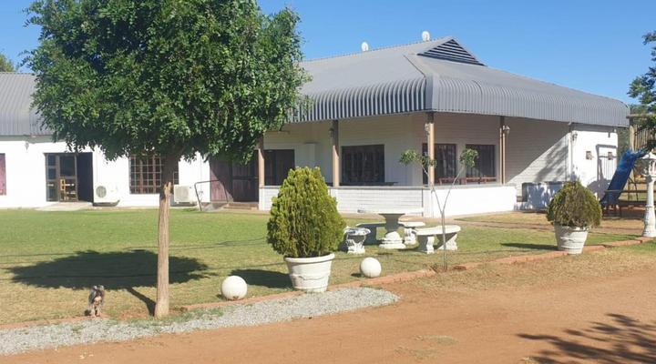 Die Geel Huis Guesthouse