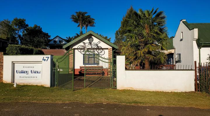 Valley View Backpackers