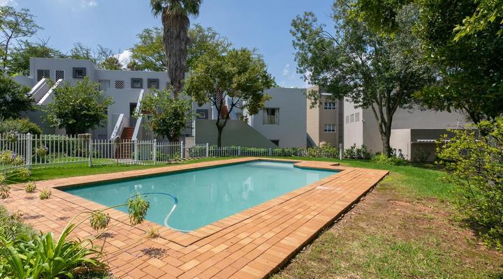 RAD STAYS - 60 Westpoint 89 Grayston