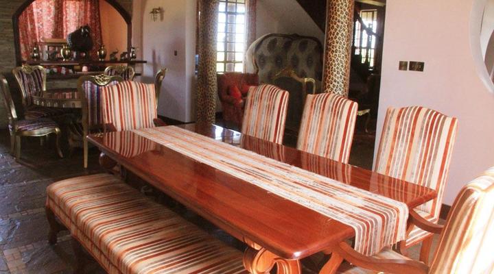 Giraffe Ark Game Lodge