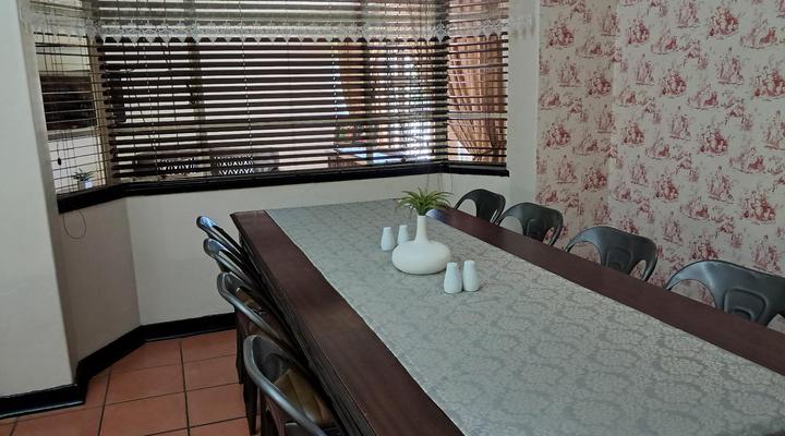 Jakkalsdraai Guesthouse