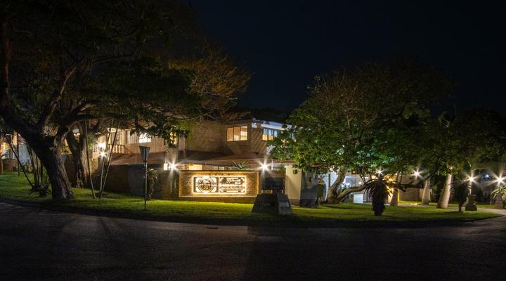 Hornbill Family Suites