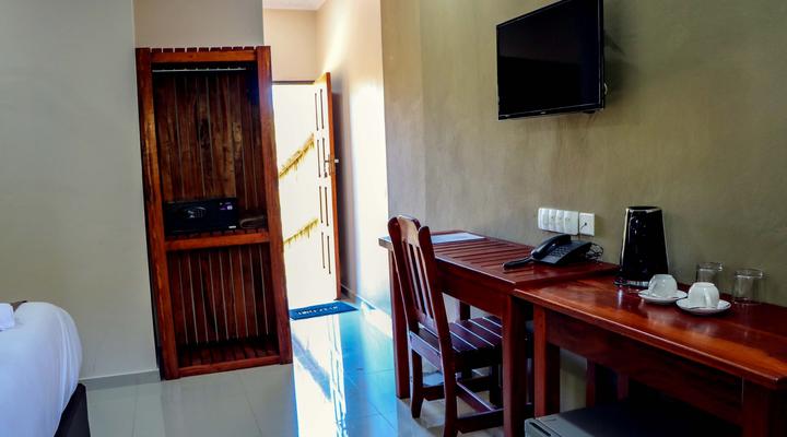 Kwalape Safari Lodge