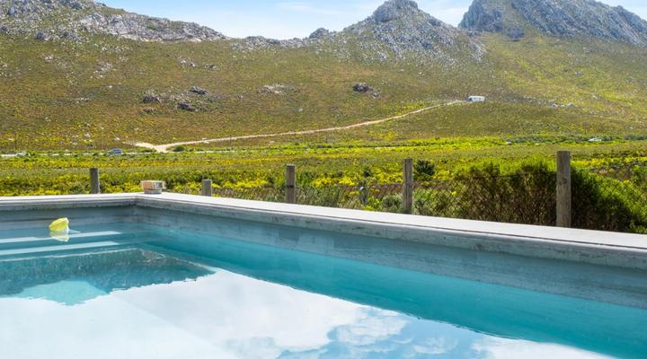 Rock Jumper Country House