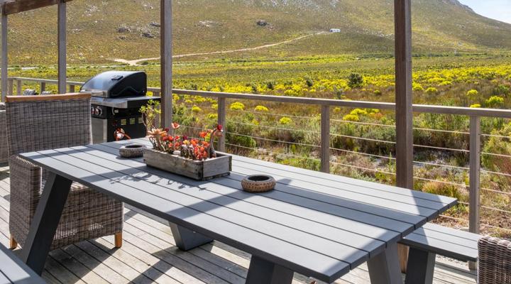 Rock Jumper Country House