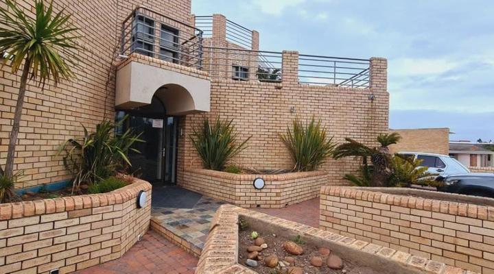 The beach house in Paradise Beach