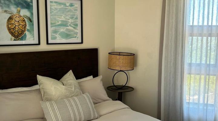 The beach house in Paradise Beach