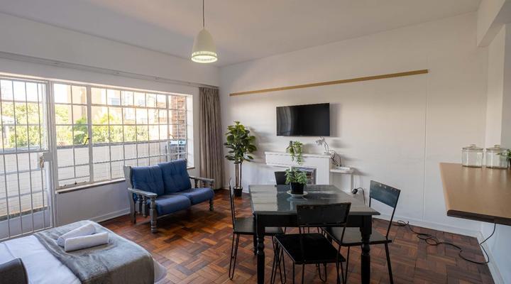 Lovely Linden Apartment