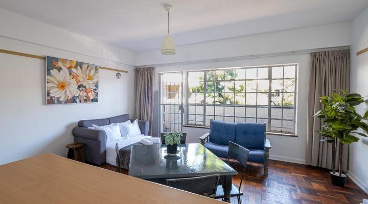 Lovely Linden Apartment