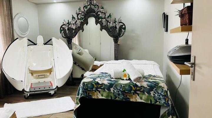 55 on Main Guesthouse and Spa