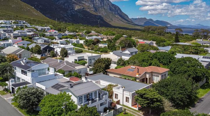 SAM's (Sea And Mountain)