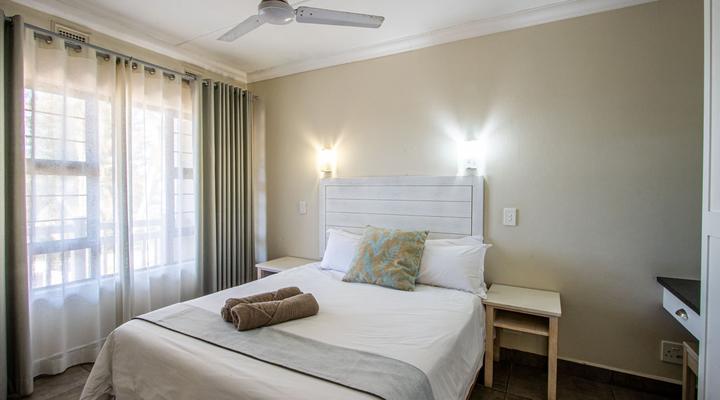 Banana Beach Club D13