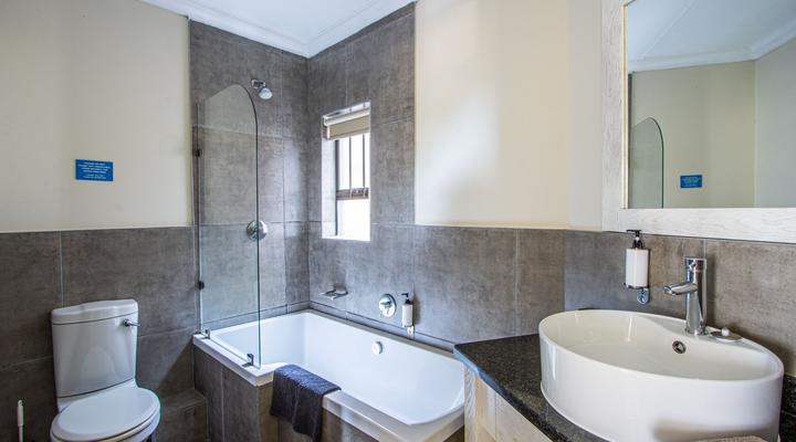 Banana Beach Club D13