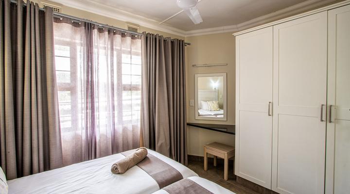 Banana Beach Club D13