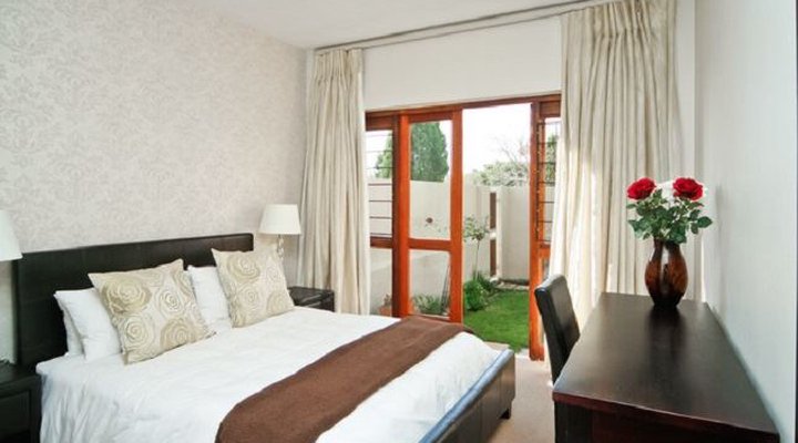 Lonehill Village Estate, No 301