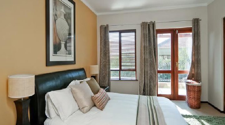 Lonehill Village Estate, No 143