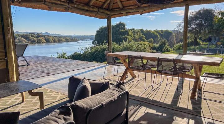 Tzamenkomst River Lodge